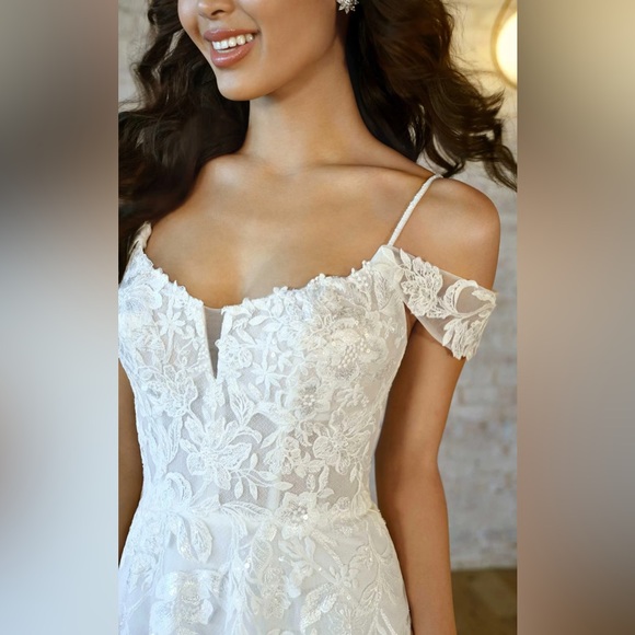 Stella York 7447 - Picture 9 of 14